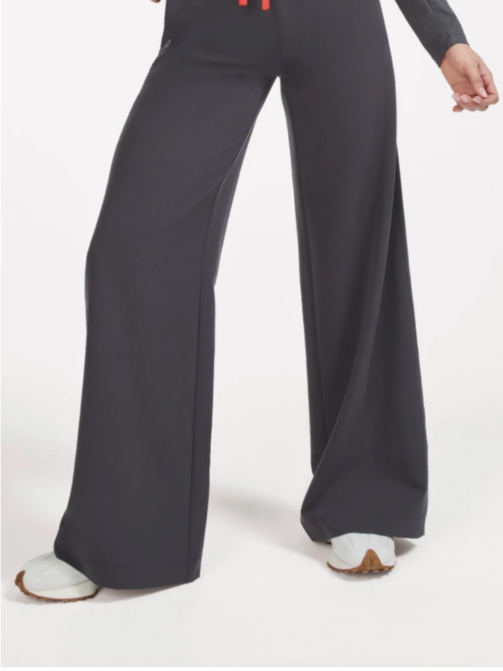 Figs High Waisted Allison Ultra Wide Leg - Picture 2 of 2